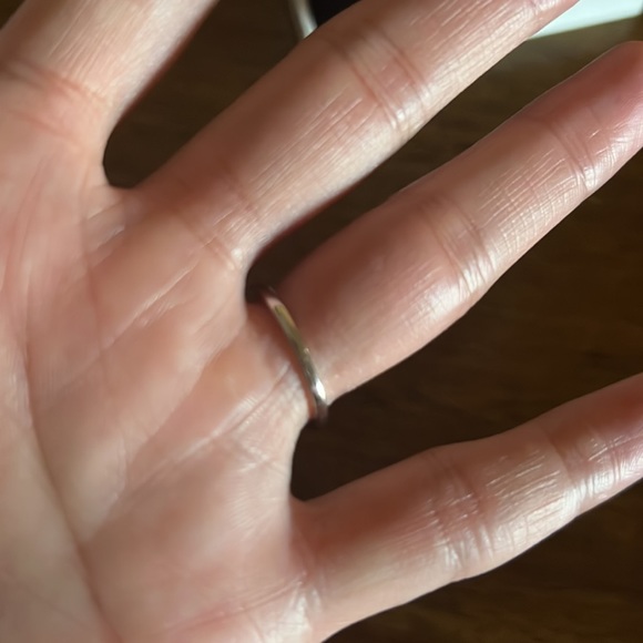 NIB Maxine Jewelry Travel Engagement Ring 4.5 - Picture 6 of 9